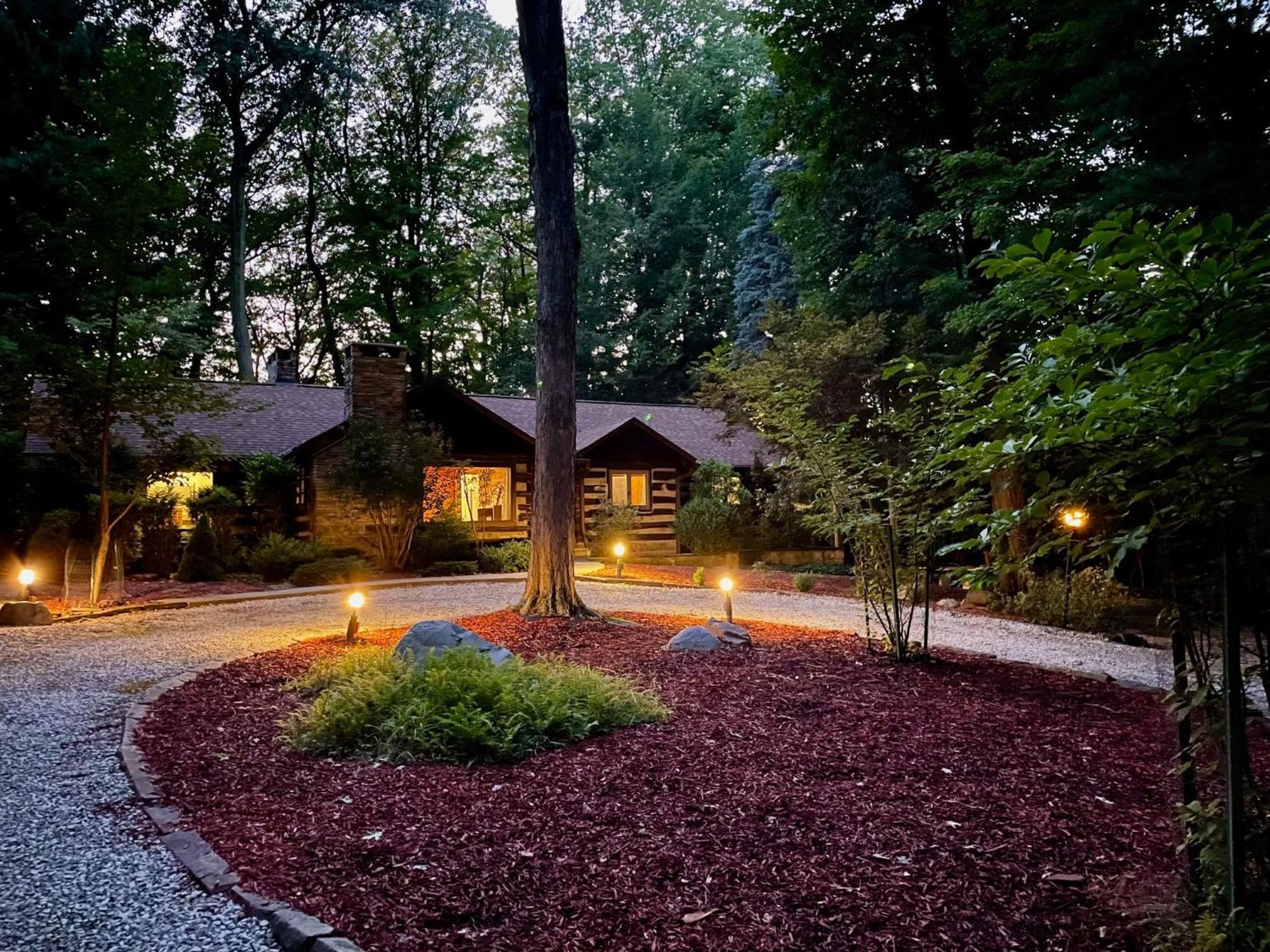 Log Cabin - Natures Oasis - Fire Pit & Gazebo Cleveland Dış mekan fotoğraf