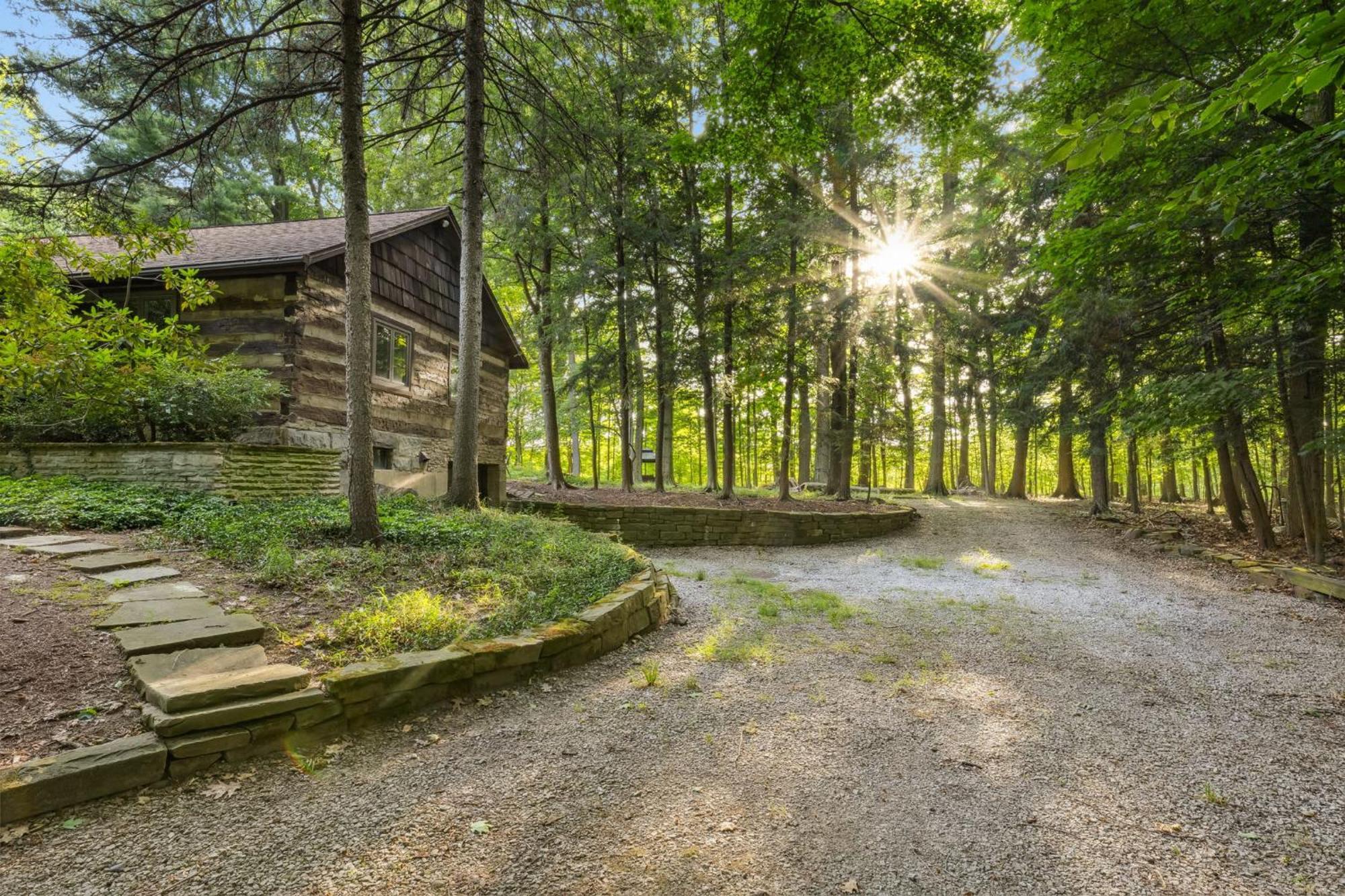 Log Cabin - Natures Oasis - Fire Pit & Gazebo Cleveland Dış mekan fotoğraf