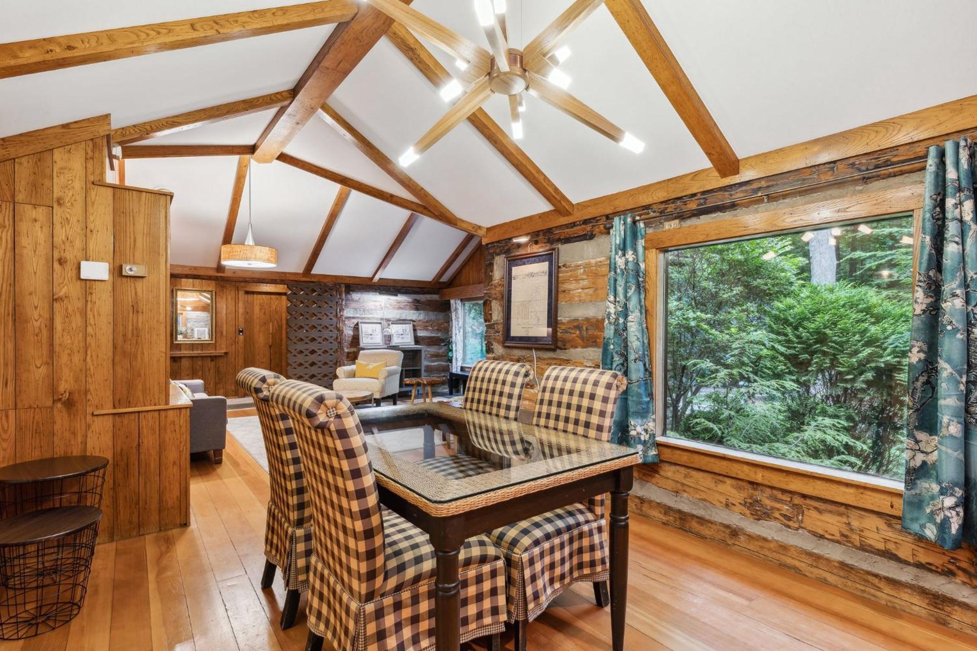 Log Cabin - Natures Oasis - Fire Pit & Gazebo Cleveland Dış mekan fotoğraf